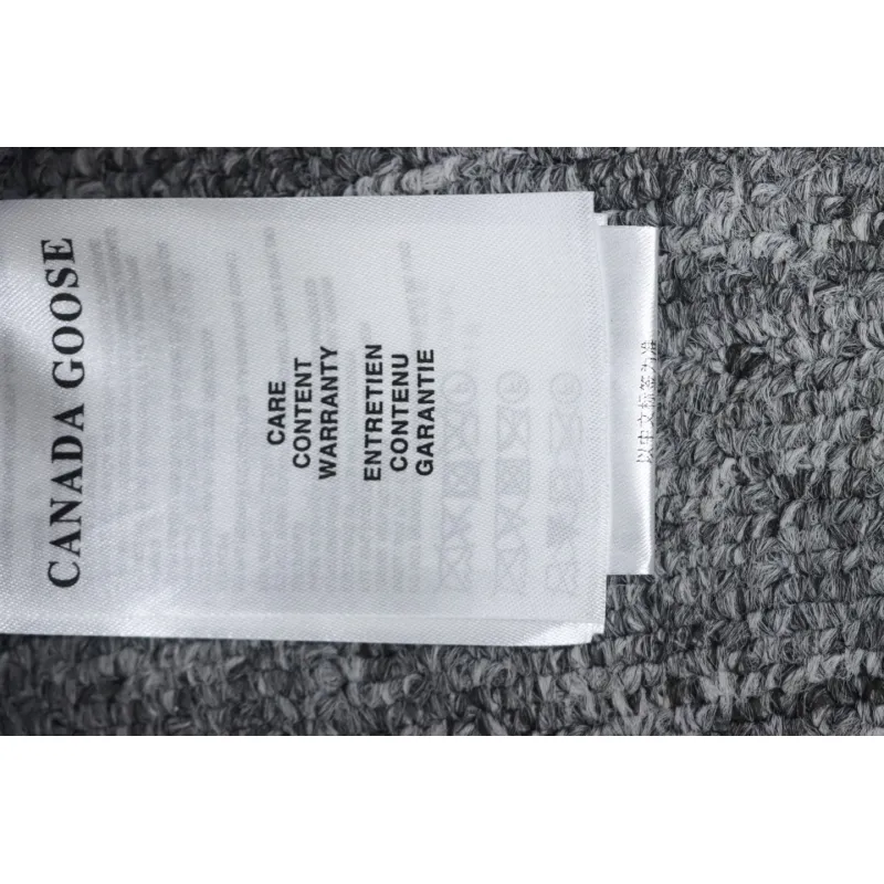 Top Quality Canada Goose Expedition feather collar down coat blue