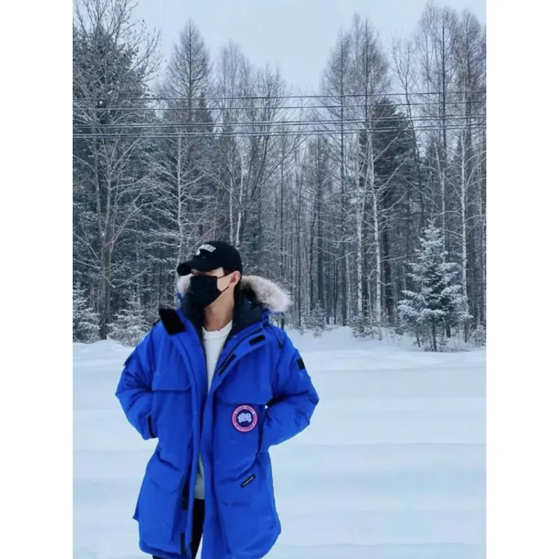 Top Quality Canada Goose Expedition feather collar down coat blue