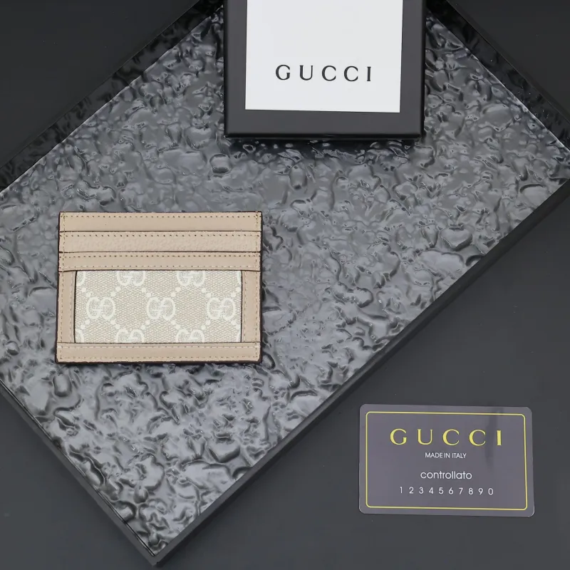  Top Quality Gucci Apricot Striped Ribbon Card Case