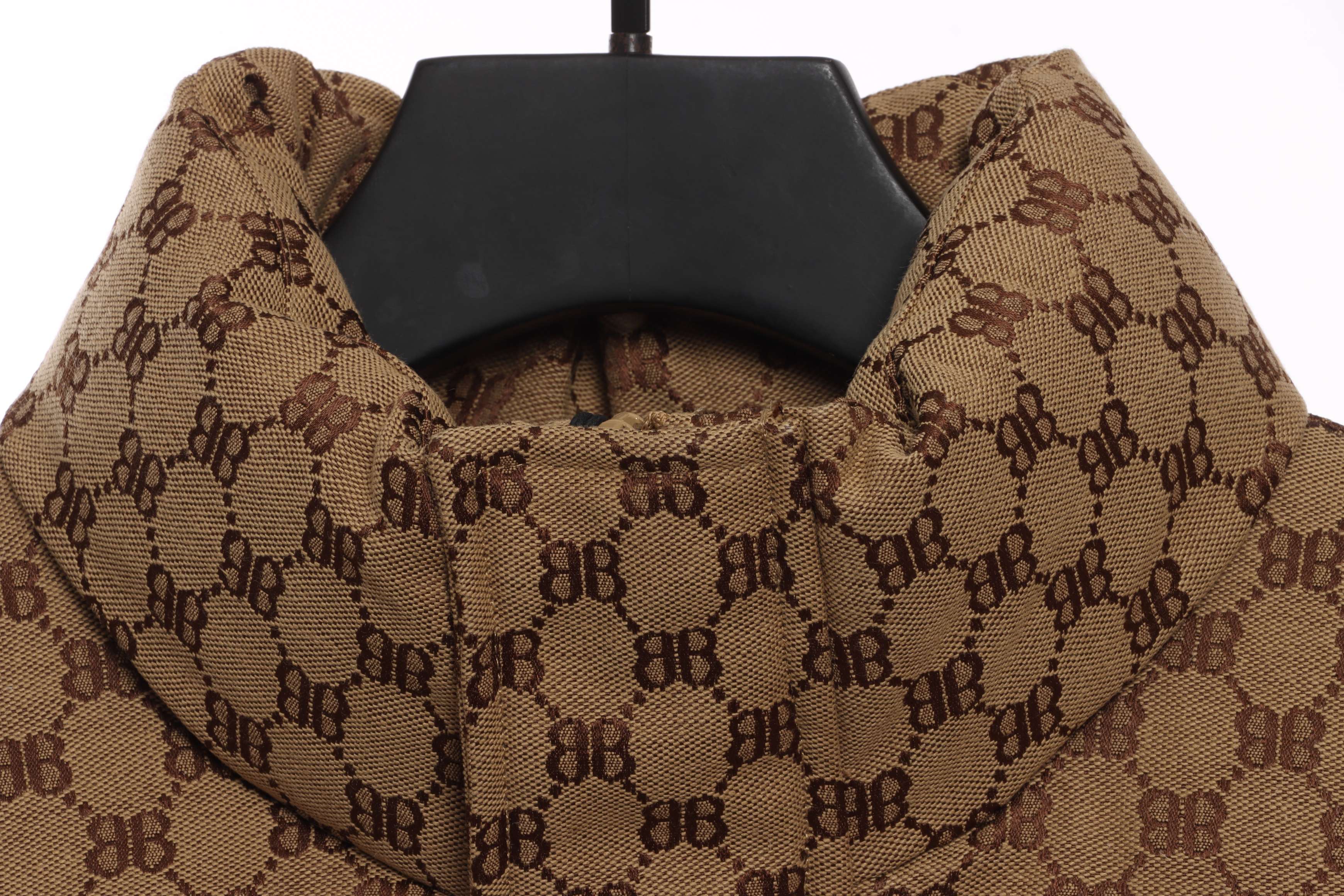 Top Quality     Balenciaga & Gucci Full-print jacquard down jacket 