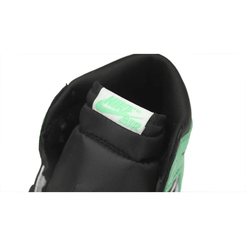 Air Jordan 1 Retro High OG Green Glow DZ5485-130