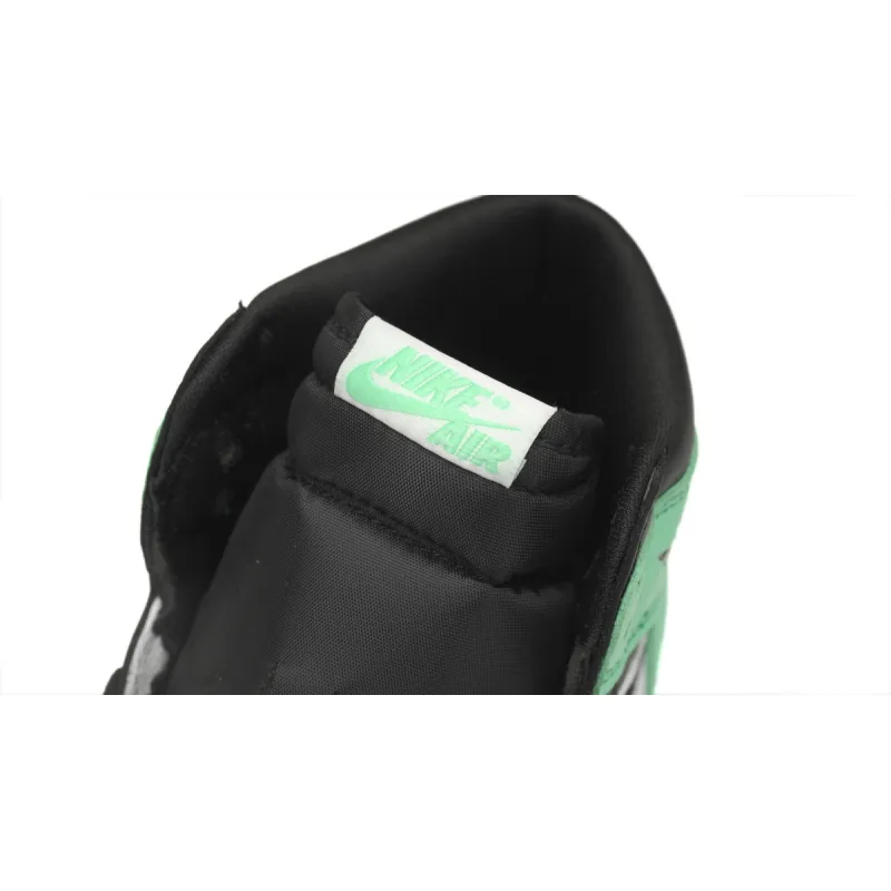 Air Jordan 1 Retro High OG Green Glow DZ5485-130