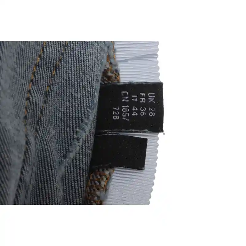 Top Quality AMIRI Washed blue ripped jeans