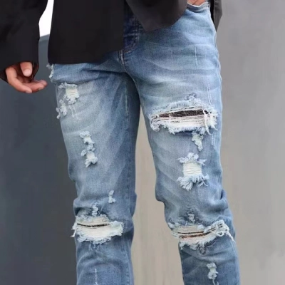 Top Quality AMIRI Washed blue ripped jeans 02