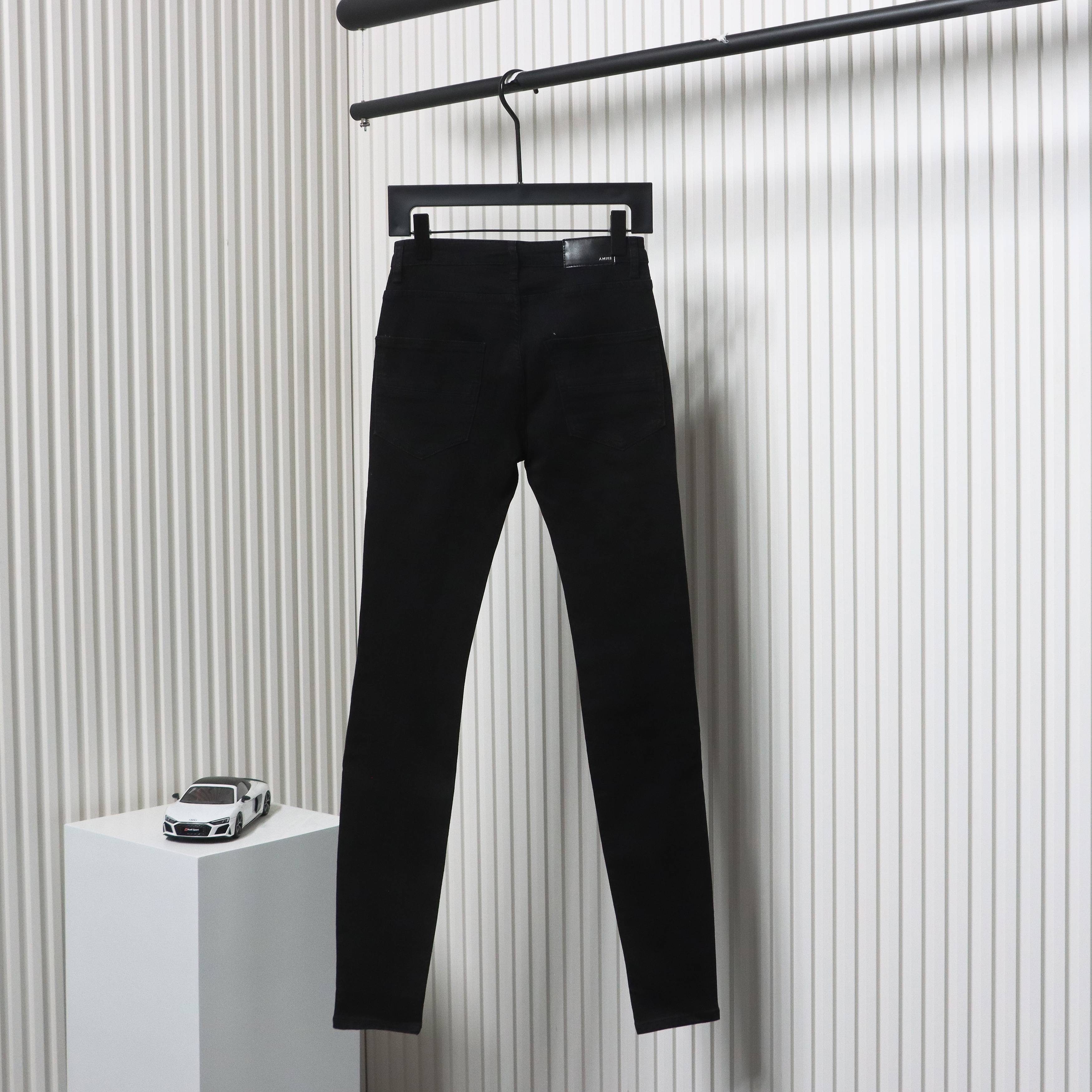 Top Quality AMIRI Ripped and diamante high street jeans