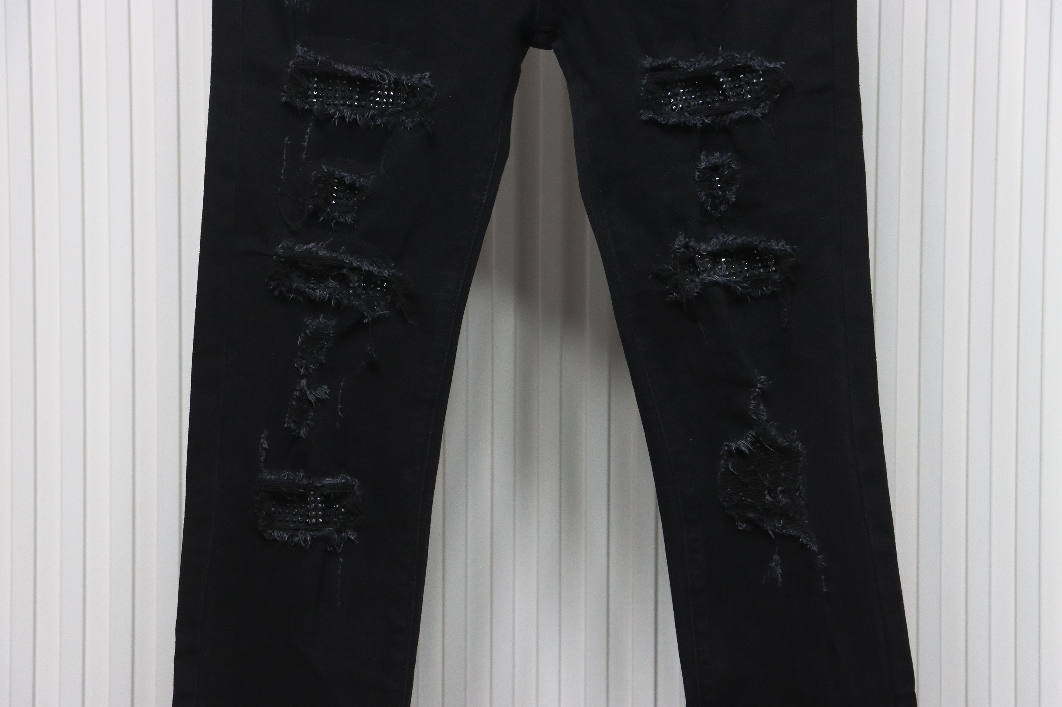 Top Quality AMIRI Ripped and diamante high street jeans