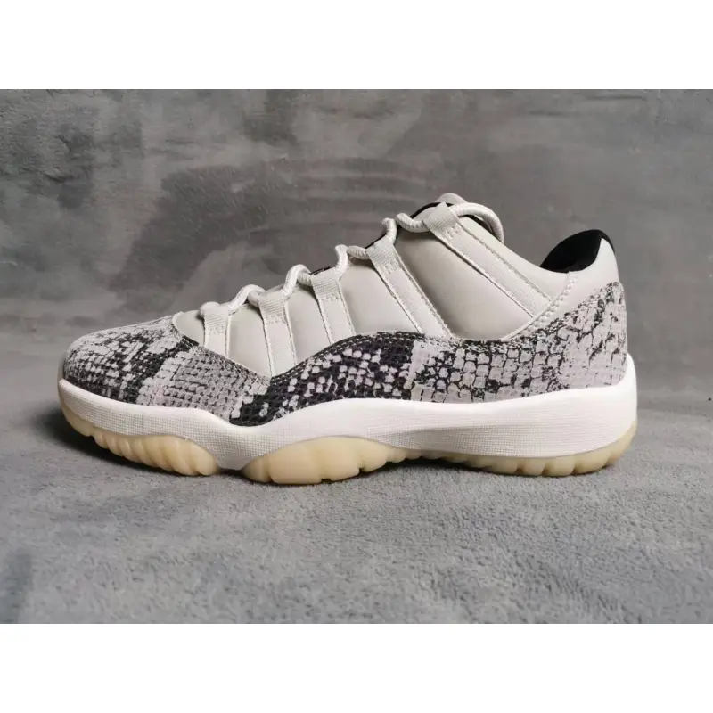 【Christmas Flash Sale】Air Jordan 11 Retro Low Light Bone Snakeskin CD6846-002