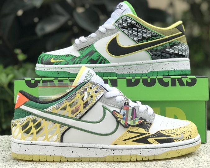 Nike Dunk Low What the Duck Away University of Oregon PE