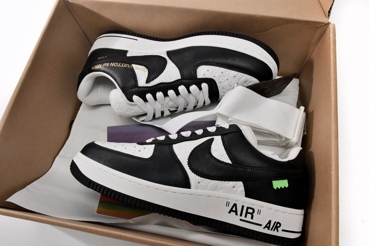    Louis Vuitton x Nike Air Force 1 Black White  7108-8