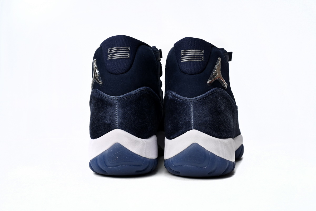     Air Jordan 11 Retro Midnight Navy AR0715-441