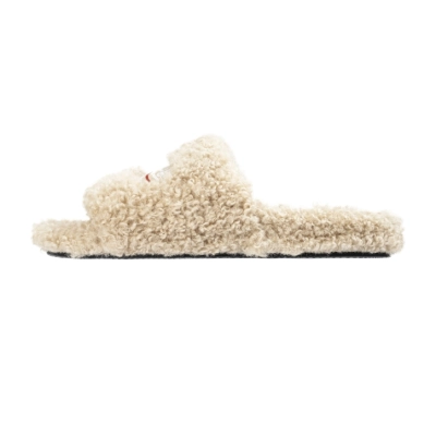 Balenciaga Furry Slide Beige   01