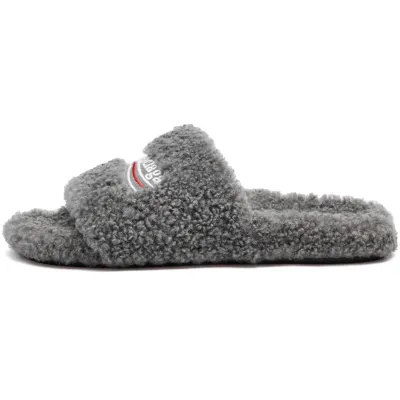 Balenciaga Furry Slide Dark Brown  01