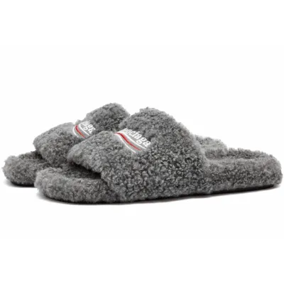 Balenciaga Furry Slide Dark Brown  02