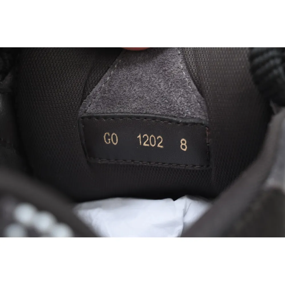 LOUIS VUITTON Trainer SK8 Gray