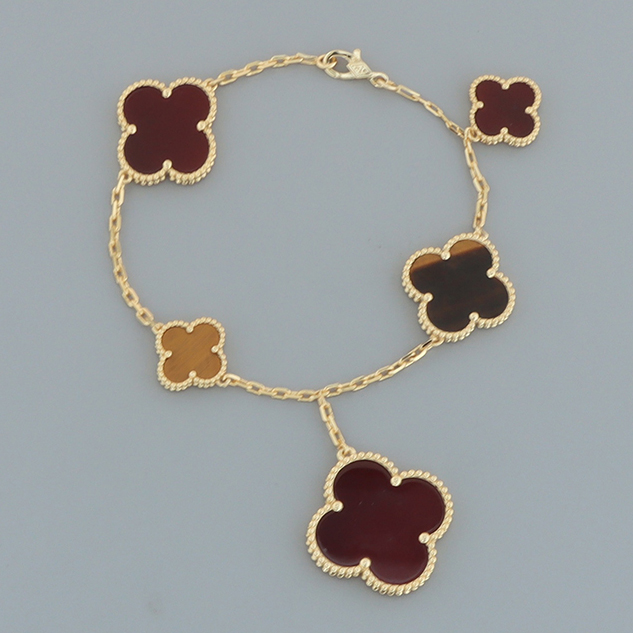 Top Quality Van Cleef & Arpels Five Flower Irregular Bracelet