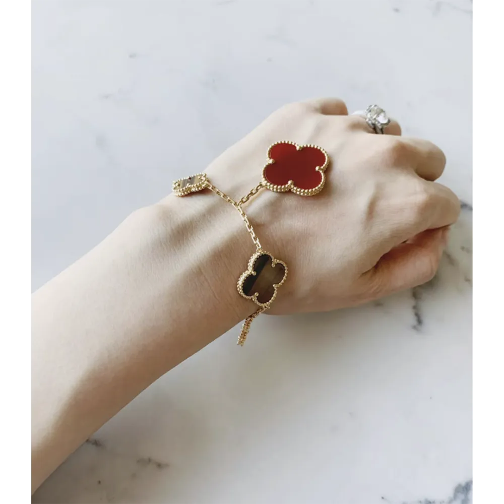 Top Quality Van Cleef & Arpels Five Flower Irregular Bracelet
