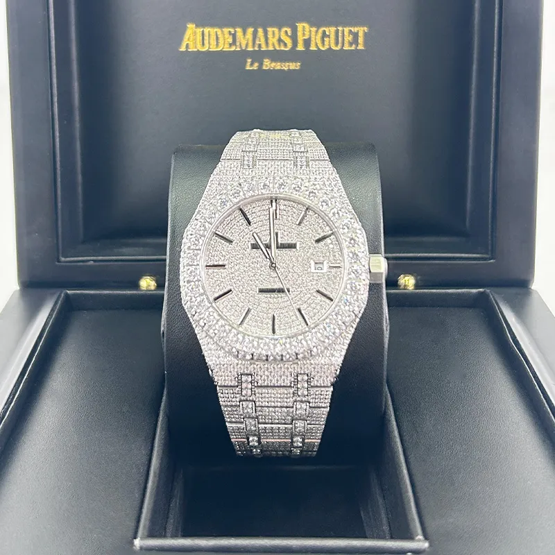 Bust Down AP Watch | NATURAL DIAMONDS