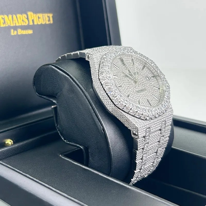 Bust Down AP Watch | NATURAL DIAMONDS