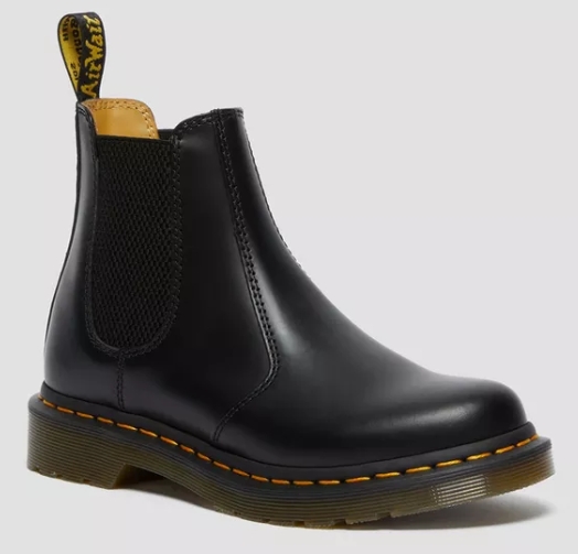     Dr. Martens 2976 Women's Smooth Leather Chelsea Boots in Black 