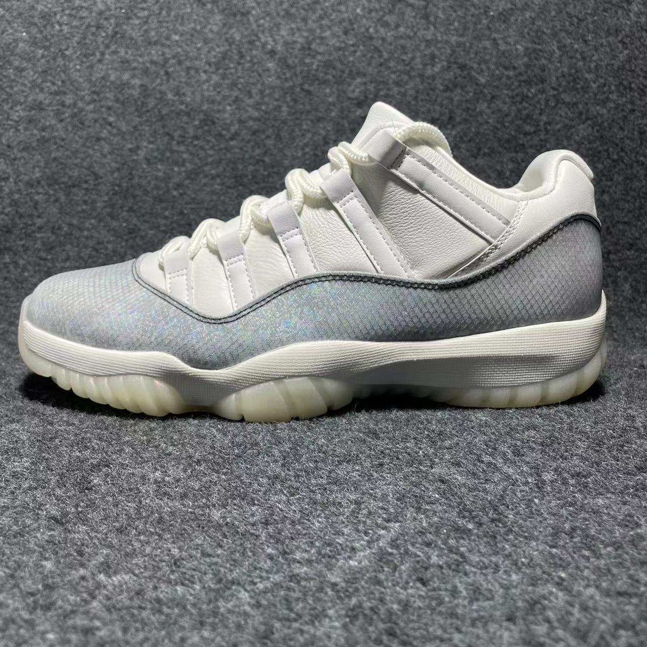    Pkgod Jordan 11 Retro Low Year of the Snake HQ7000-001