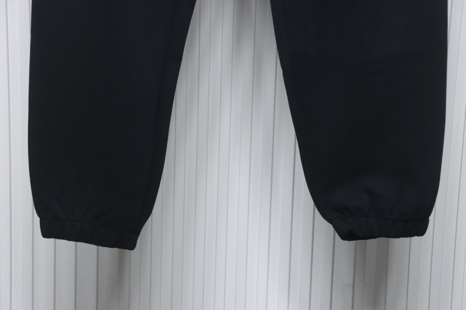     Burberry Embroidered Logo Sweatpants Black 