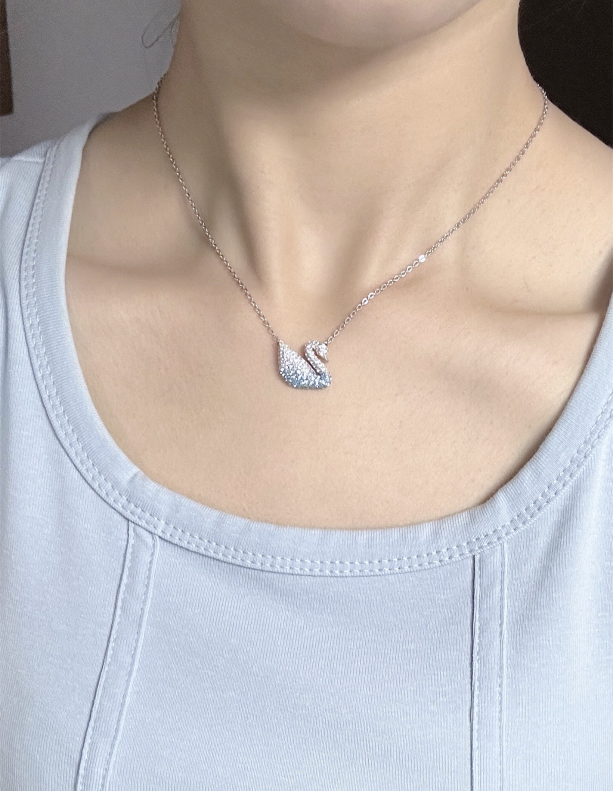 Top Quality Swarovski Swan Crystal Necklace