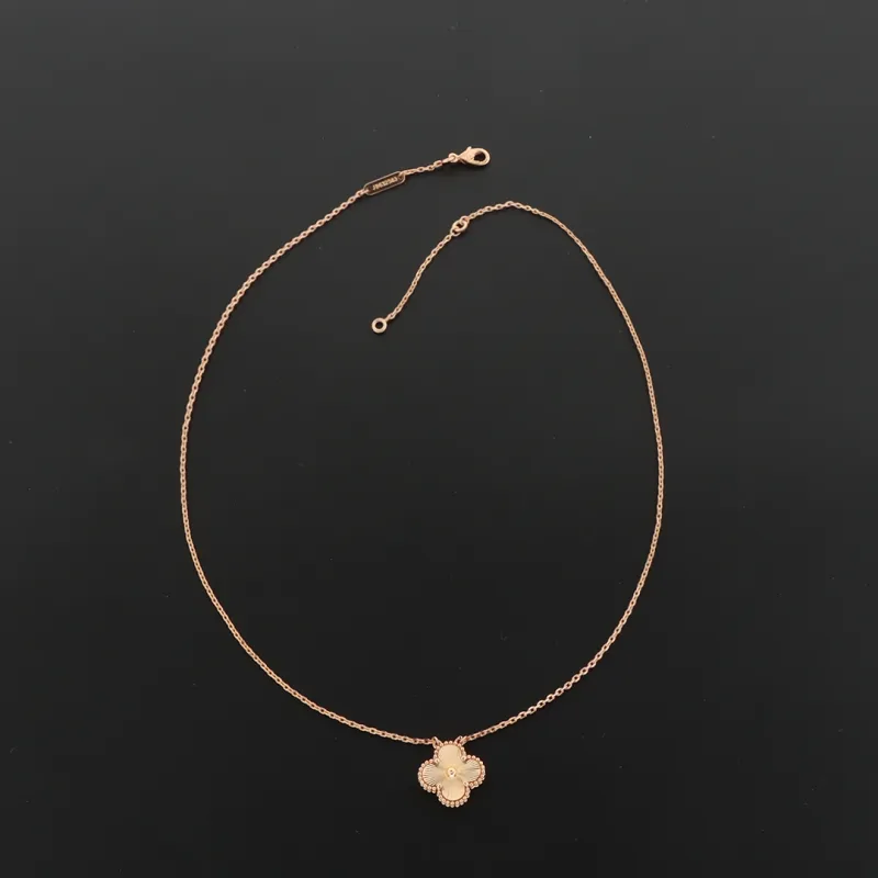 Top Quality Van Cleef & Arpels Laser Clover Necklace