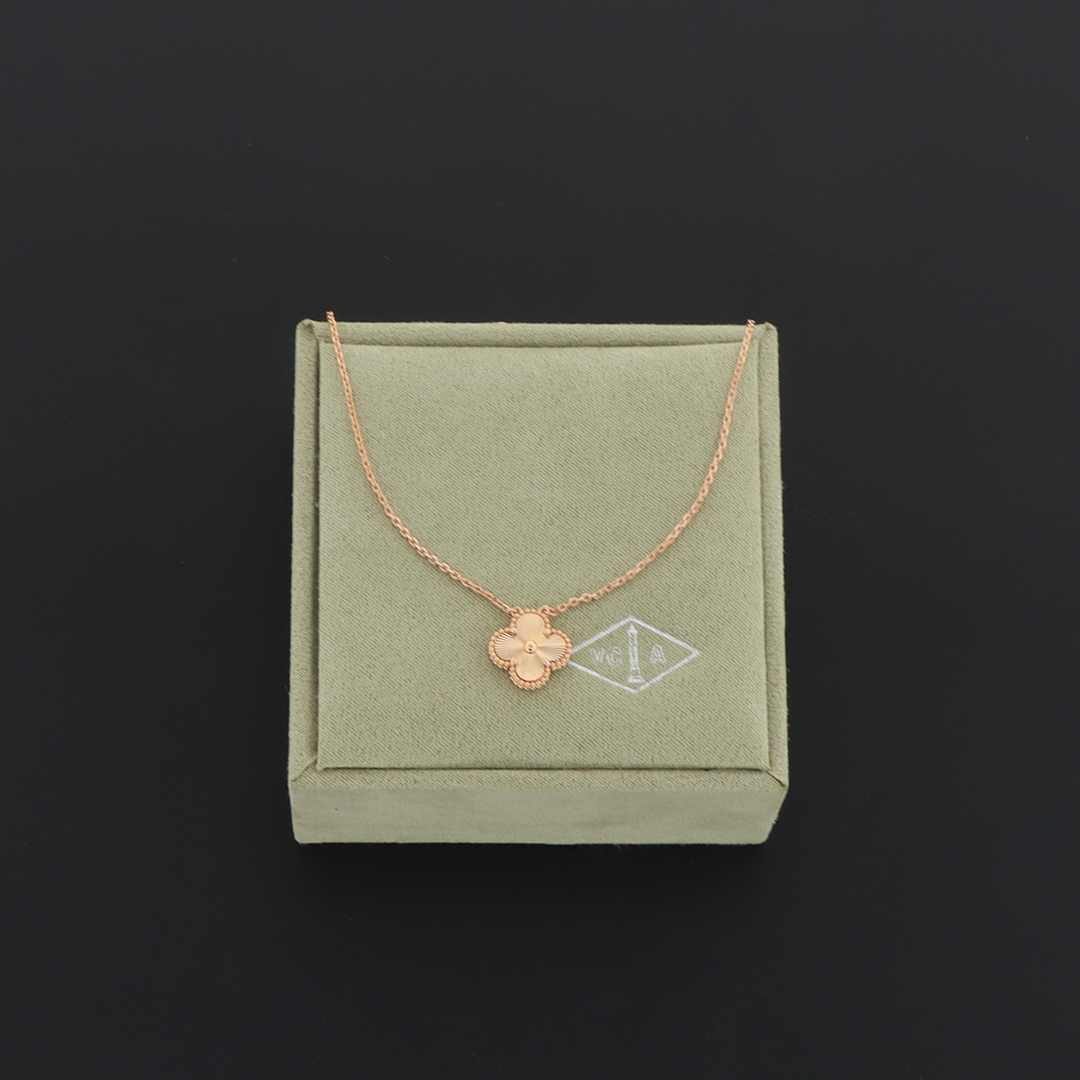 Top Quality Van Cleef & Arpels Laser Clover Necklace