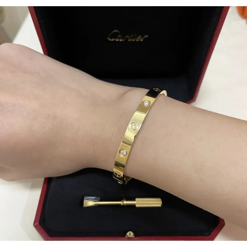 Top Quality Cartier LOVE diamond bracelet