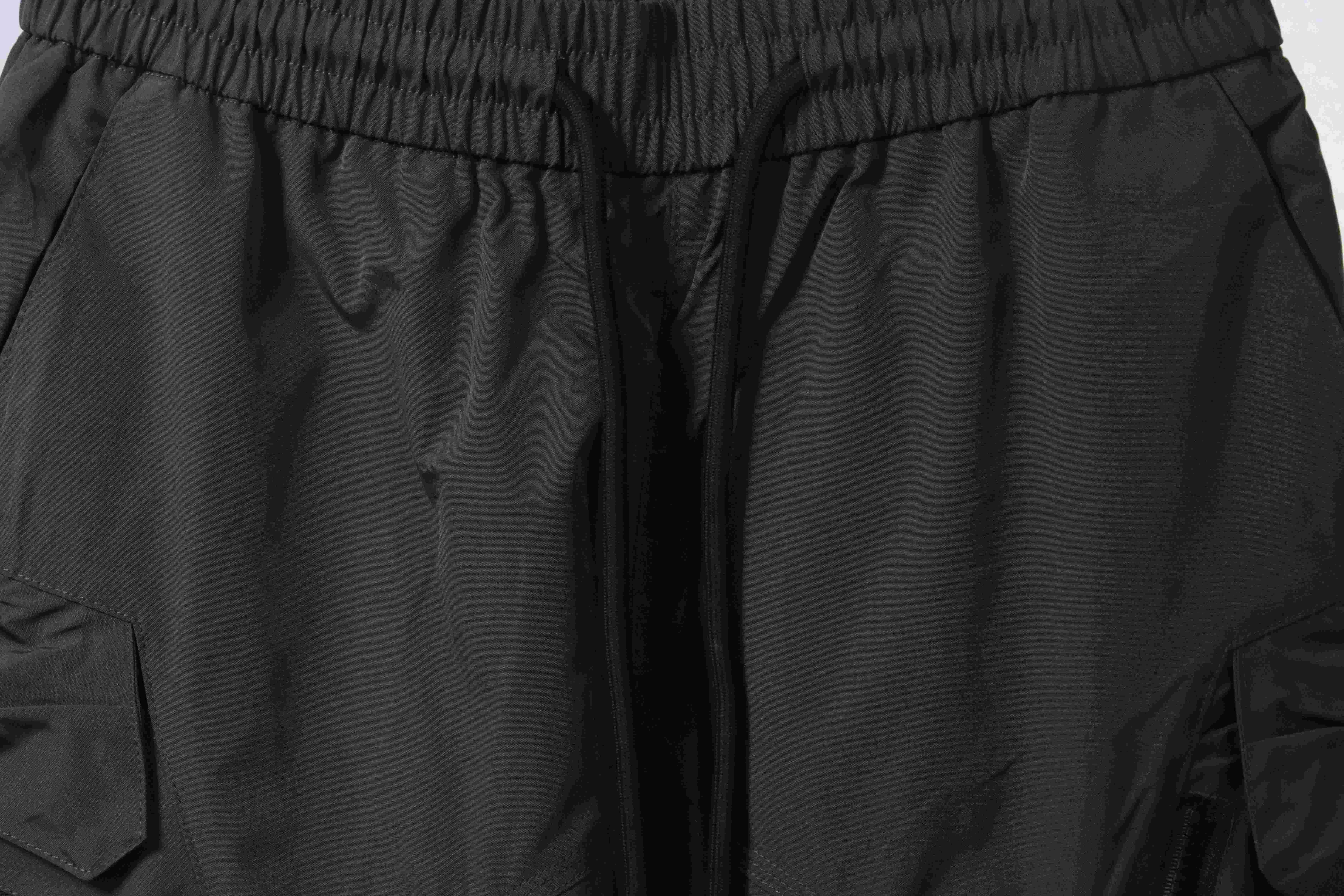 Top Quality Stone Island Large Pocket Zipper Functional Shorts