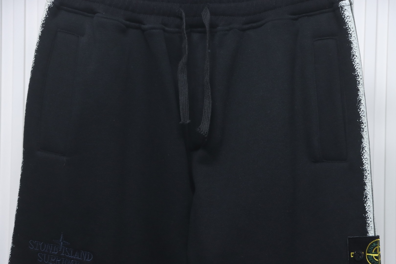    Supreme Week12 X Stone Island Hooded Padded Sweatpants 