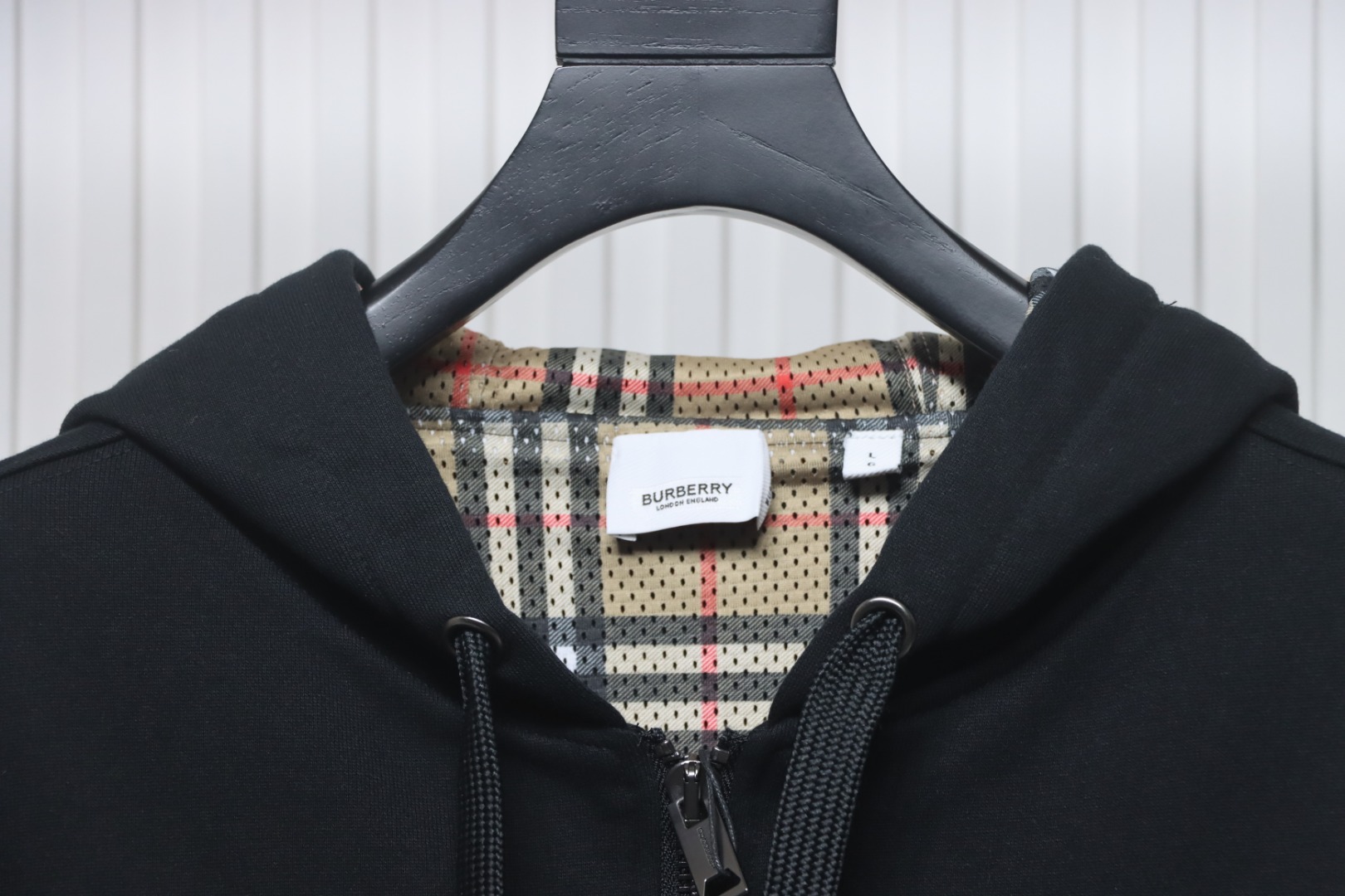     Burberry 21Fw Check Hooded Jacket Black 