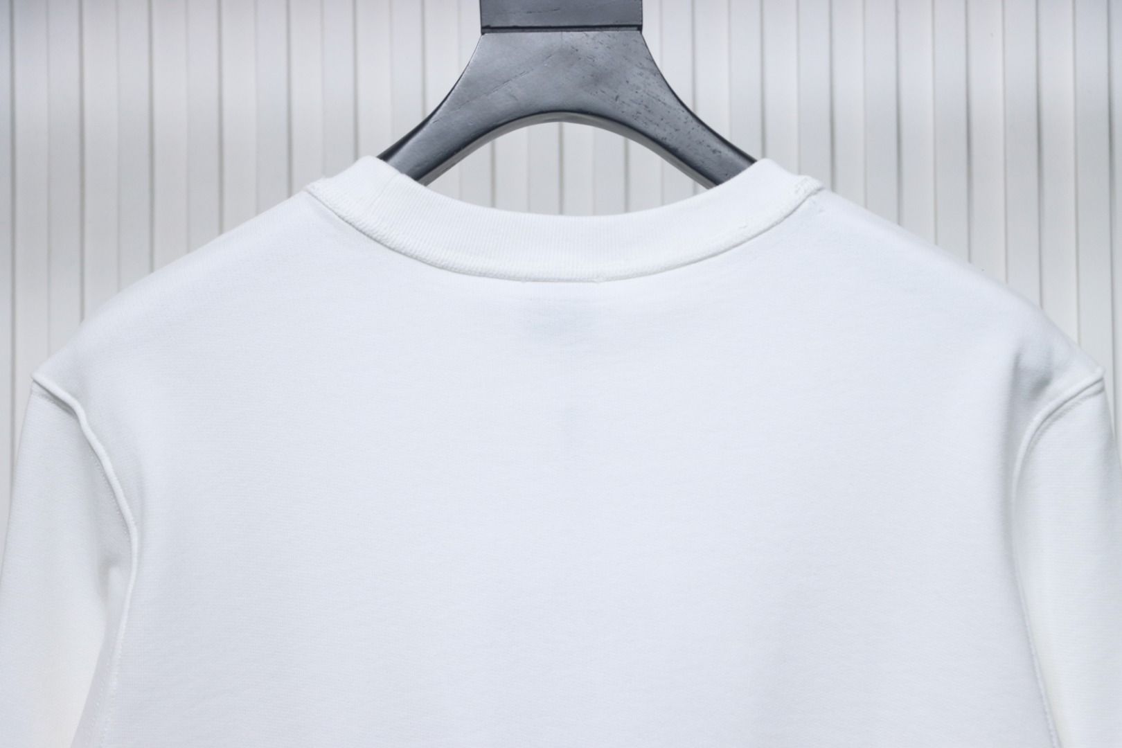     Burberry Classic Letter Crew Sweatshirt White 