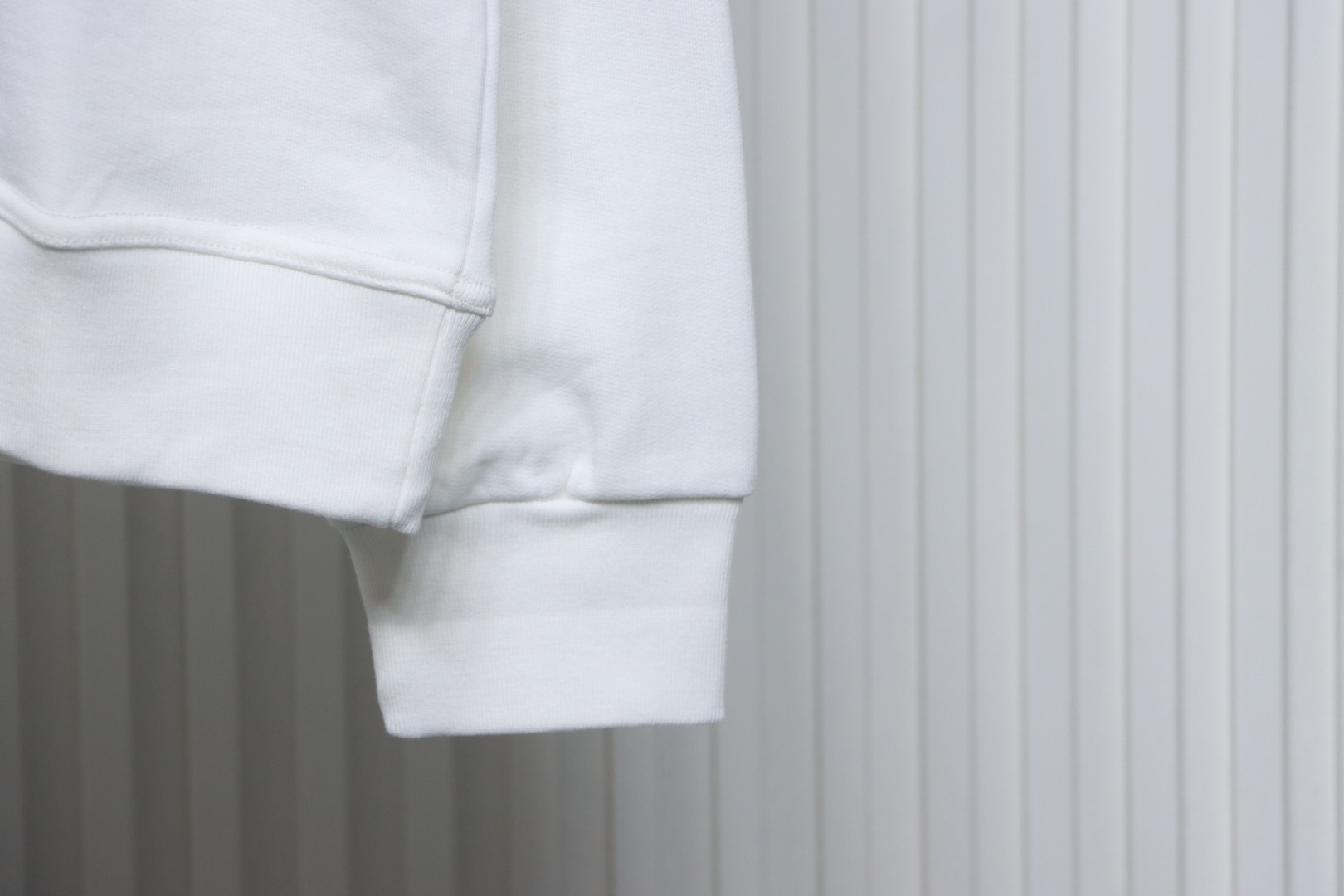     Burberry Classic Letter Crew Sweatshirt White 