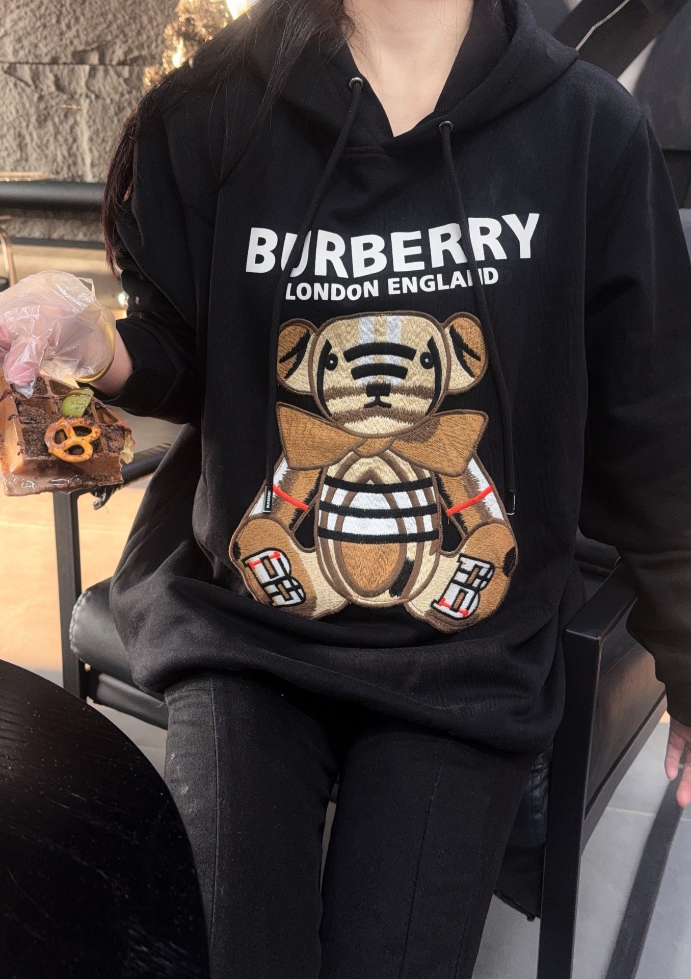     Burberry Embroidered Bear Hoodie Black 