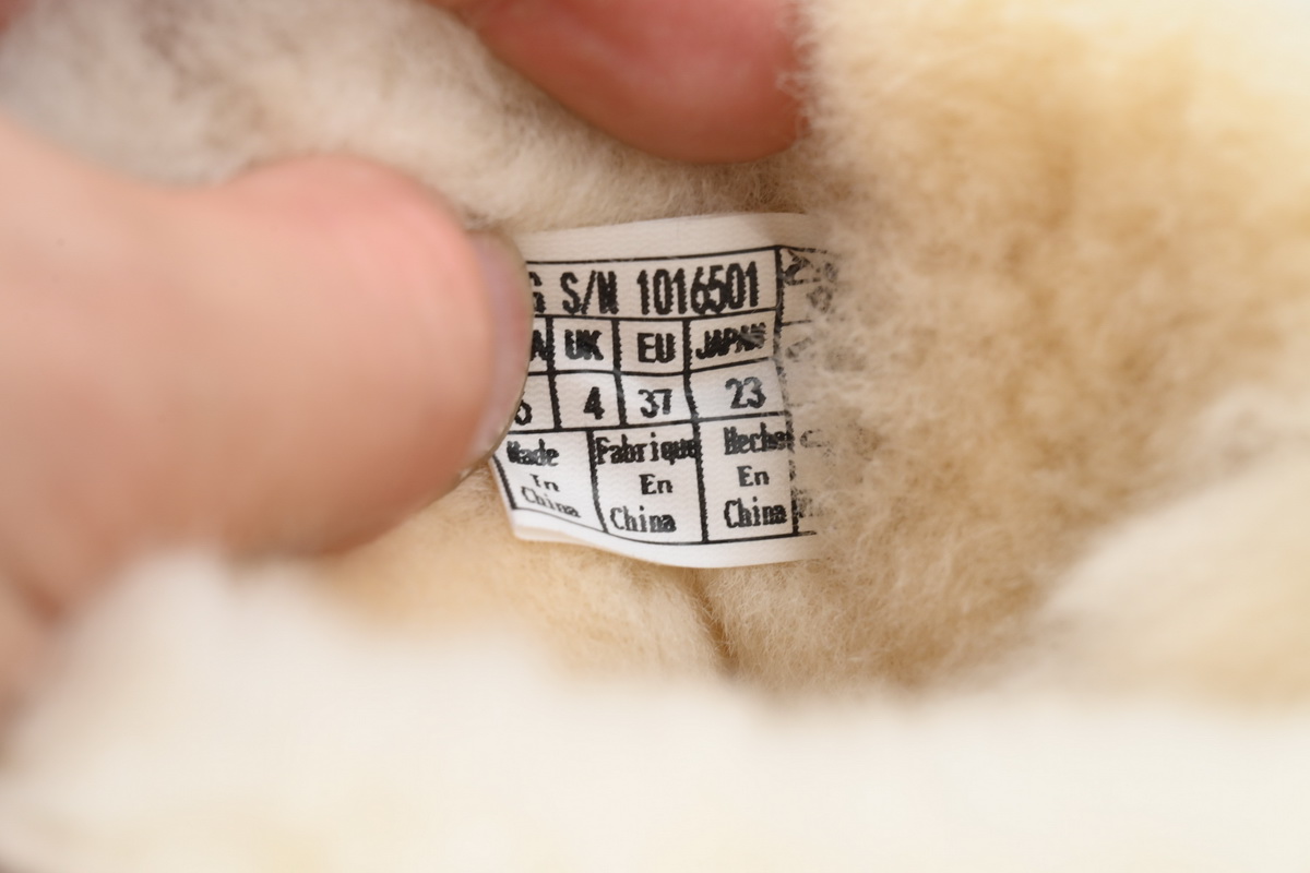 Pkgod UGG Mini Bailey Bow II Sandy 1016501