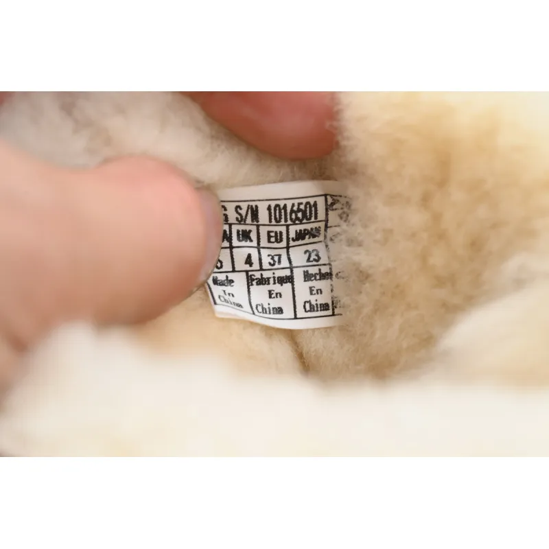 Pkgod UGG Mini Bailey Bow II Sandy 1016501