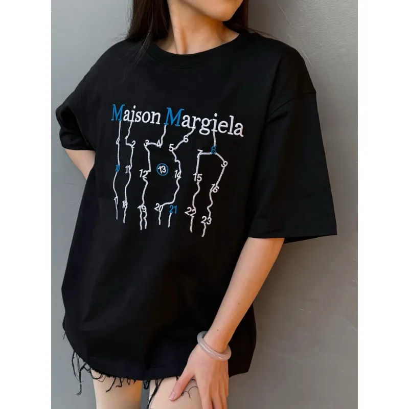 Top Quality Maison Margiela short-sleeved embroidered T-shirt （Black）