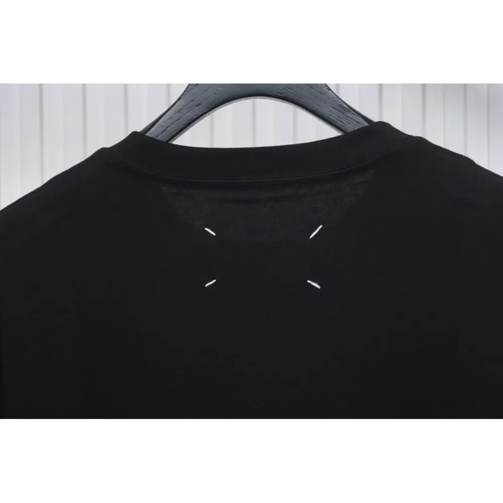 Top Quality Maison Margiela short-sleeved embroidered T-shirt （Black）