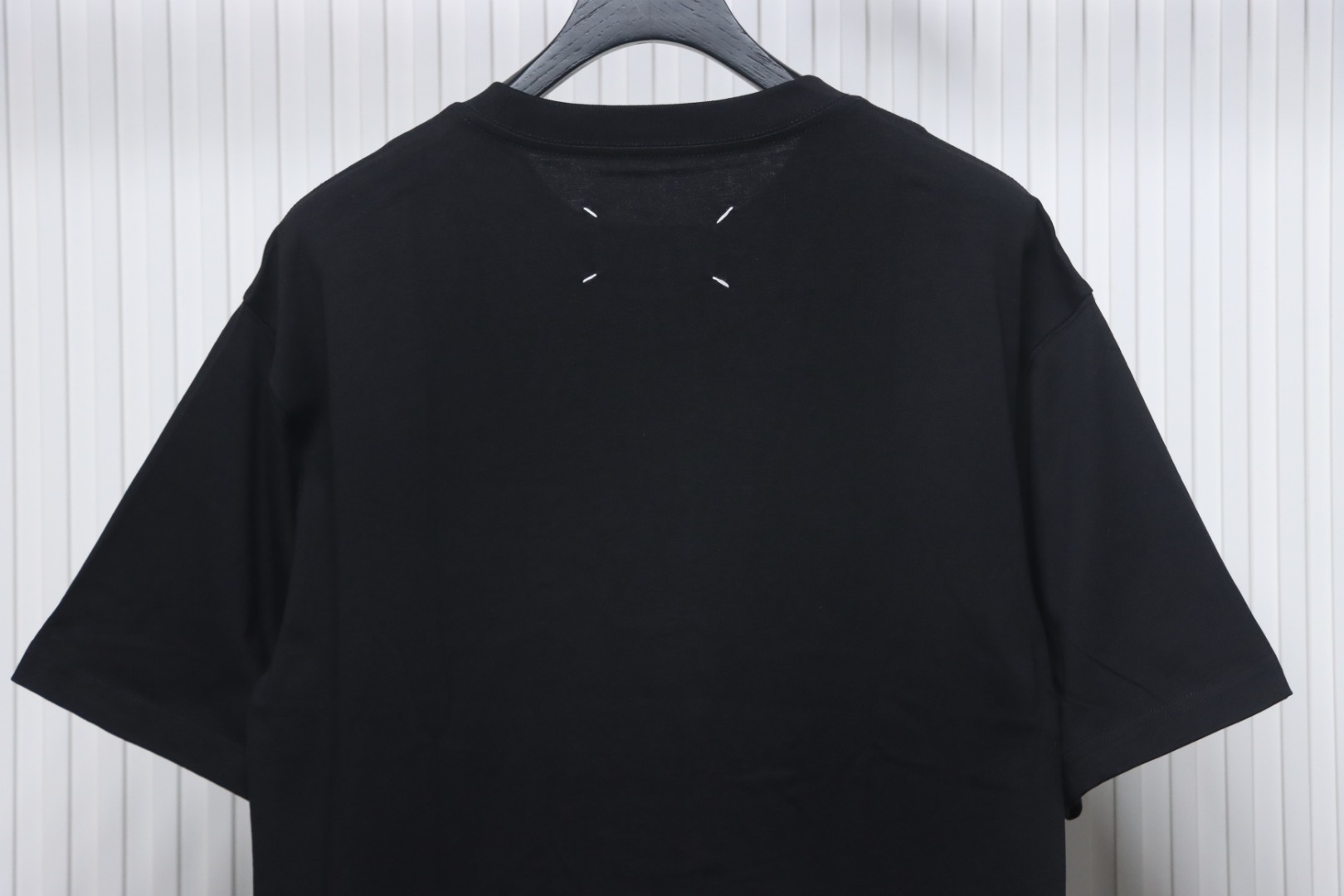     Maison Margiela short-sleeved embroidered T-shirt （Black）