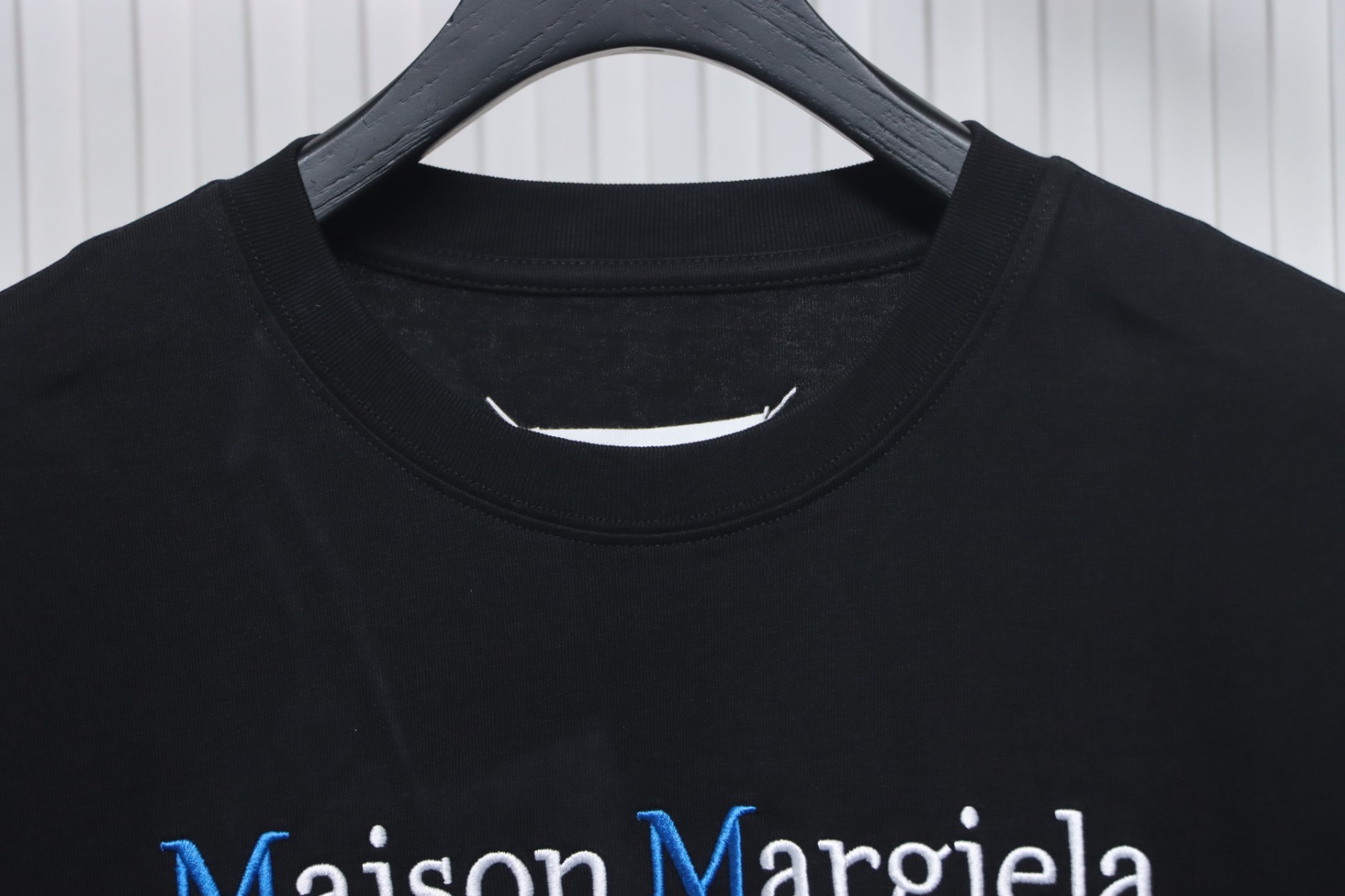     Maison Margiela short-sleeved embroidered T-shirt （Black）