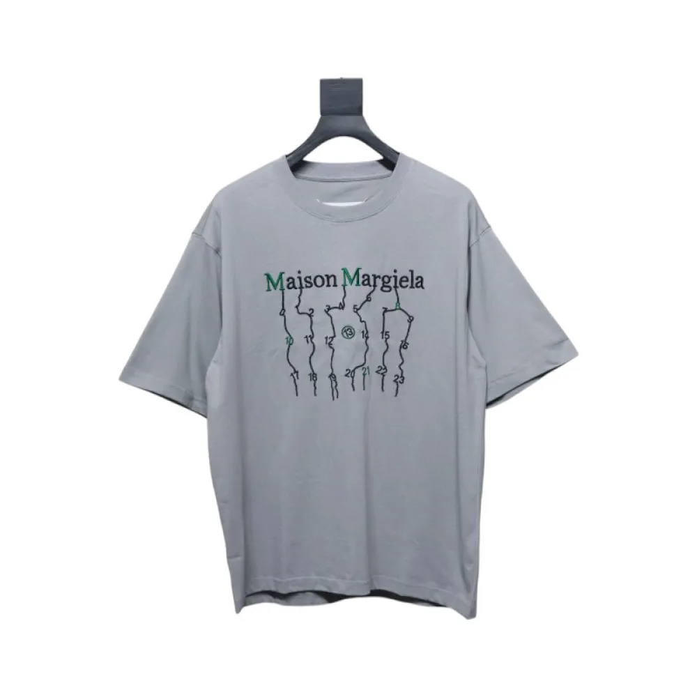 Top Quality Maison Margiela short-sleeved embroidered T-shirt （Grey）
