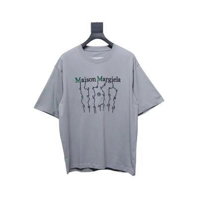 Top Quality Maison Margiela short-sleeved embroidered T-shirt （Grey） 01