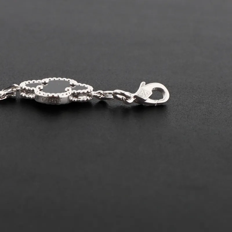 Top Quality Van Cleef & Arpels Five-flowered Panda Bracelet