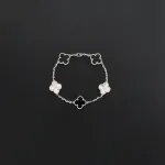 Top Quality Van Cleef & Arpels Five-flowered Panda Bracelet