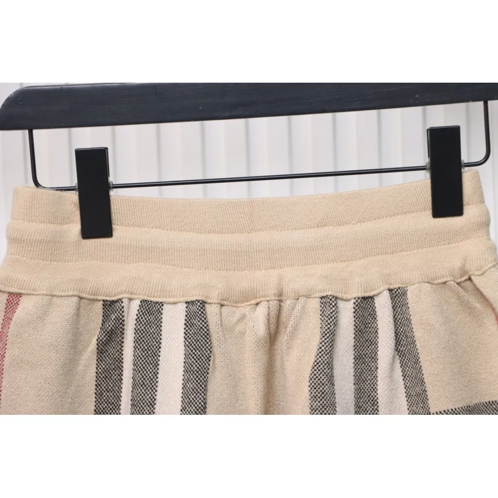 Top Quality Burberry Large Check Knit Shorts