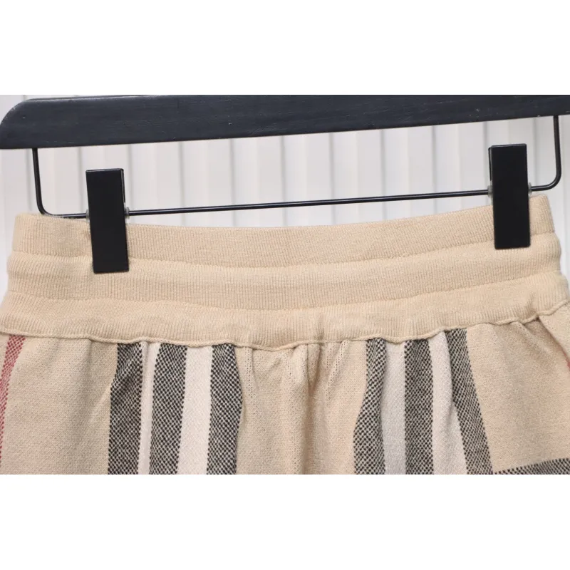 Top Quality Burberry Large Check Knit Shorts
