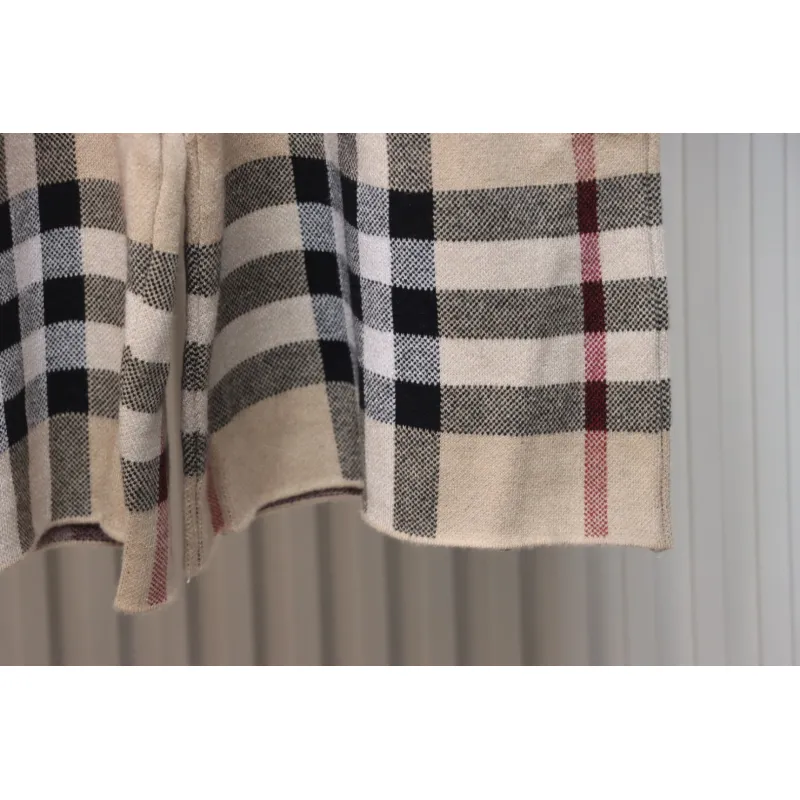 Top Quality Burberry Large Check Knit Shorts