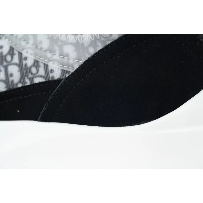 Dior B25 Oblique Runner Sneaker Black Suede 3SN259YUH_H960