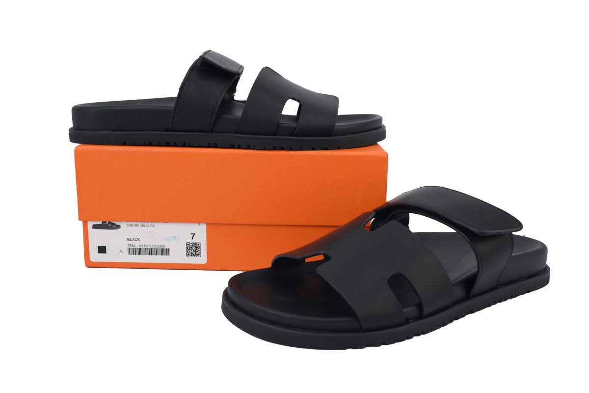     Hermes Chypre Series Calfskin Sandals in Black (Leather)
